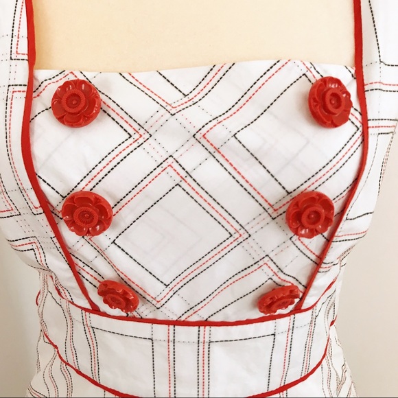 Floreat | Anthropologie Flower Button Sundress 6 - Picture 2 of 8